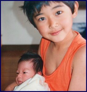 吉沢亮の子供時代の時系列画像まとめ!幼少期のエピソード5選! | なこしらべ